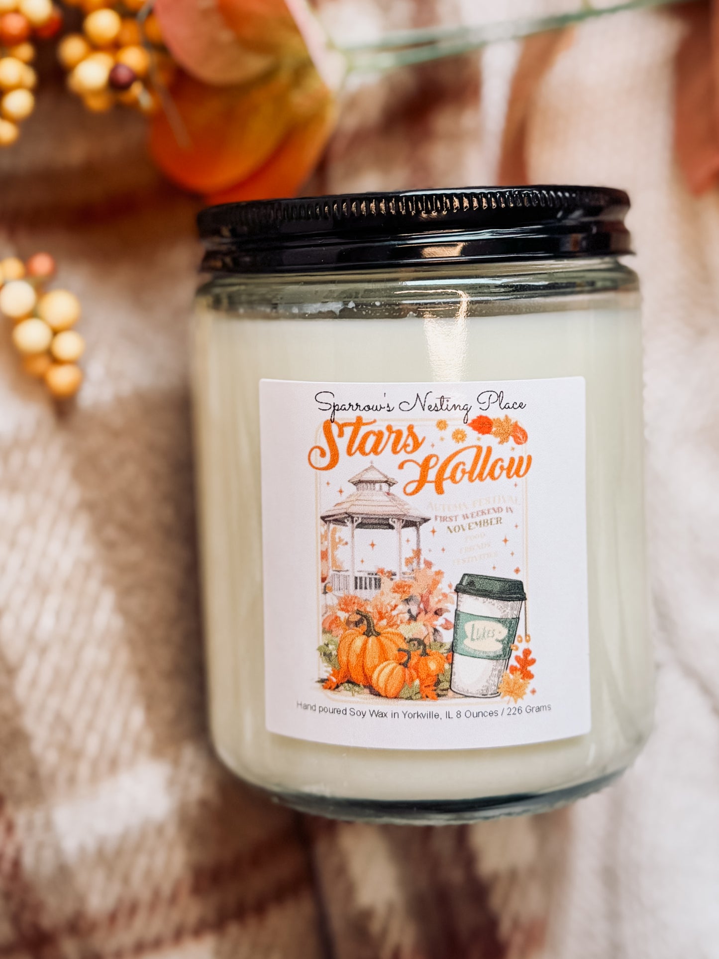 Stars Hollows 8 Ounce Soy Candle: Limited Edition